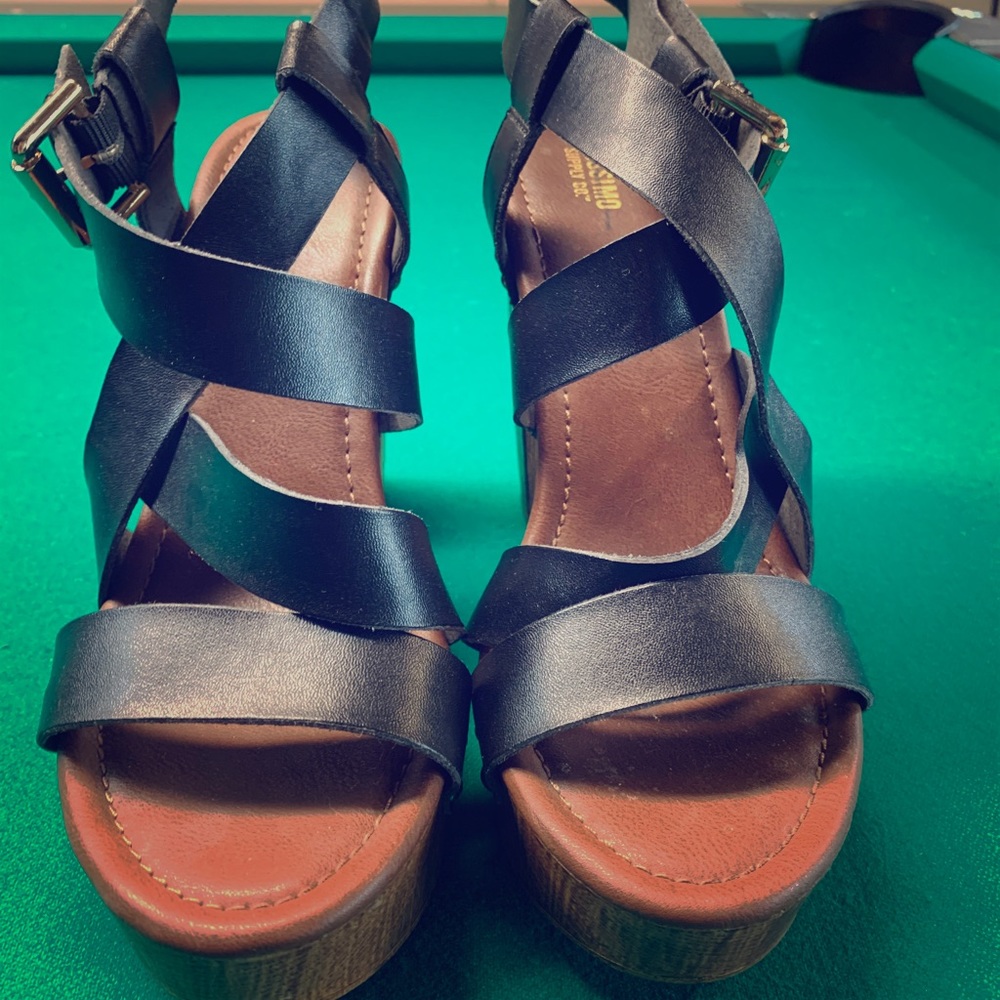 Dress sandals